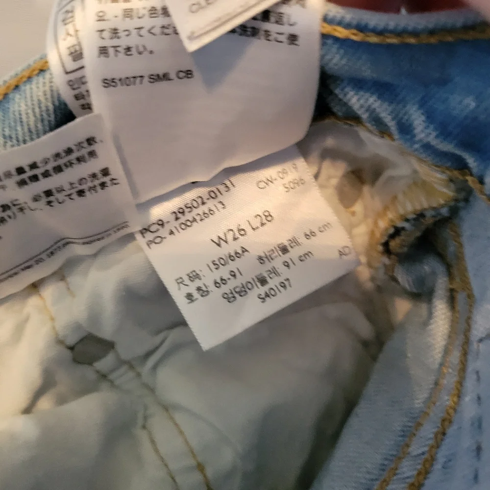 Levi's 501 Skinny Jeans Size 26 - Picture 3 of 11